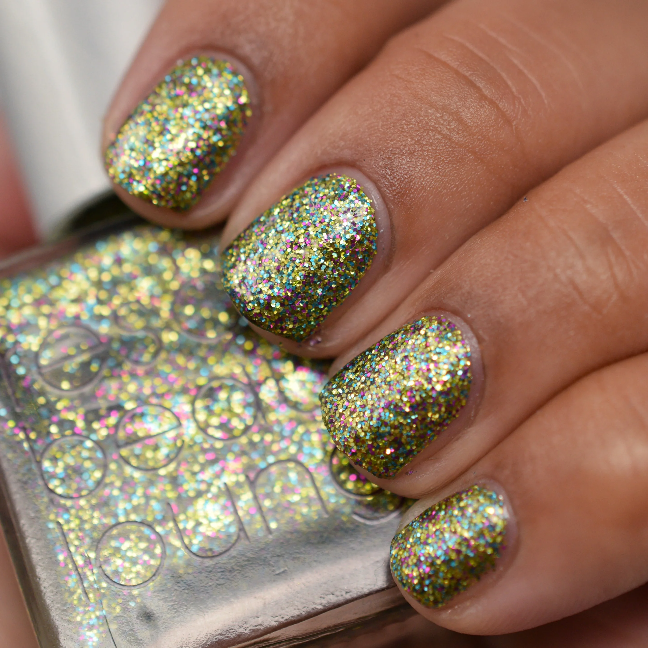 Rescue Beauty Lounge Spring/Summer 2009 — Throwback Lacquer